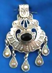 <b>Pendant 3</b>